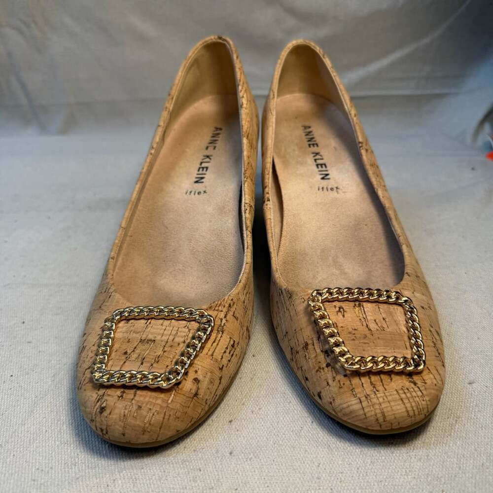 Anne Klein Akshantell Wedges Size 10M Cork Gold Chain Buckle